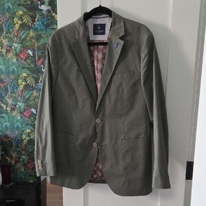 Tailorbyrd Men's Khaki Blazer with Patterned Interior